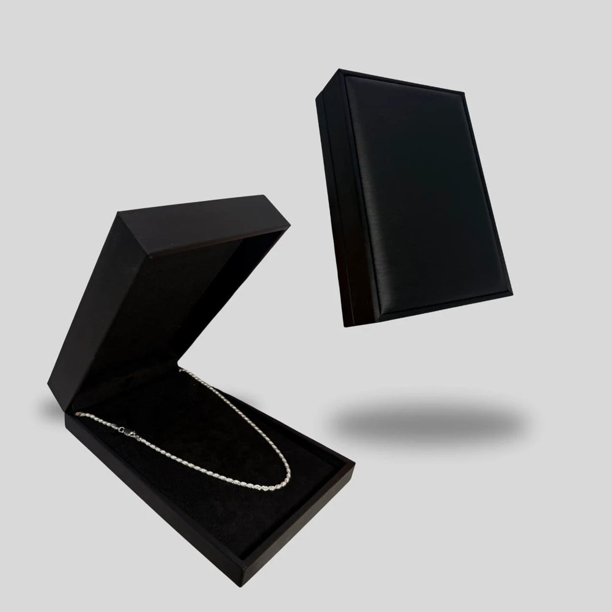 Estojo Premium para Conjunto de Joias em Courino Preto