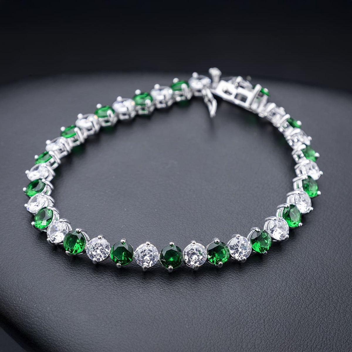 Pulseira Esmerald Crown